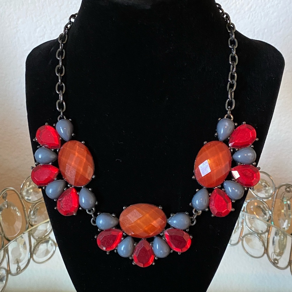 Vintage Elegant Vibrant Red Statement Necklace